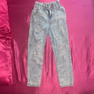 Mom jeans; acid wash